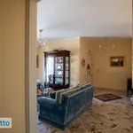 Rent 4 bedroom apartment of 98 m² in Palermo