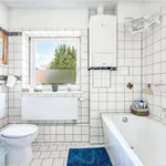 Rent a room of 144 m² in berlin