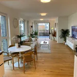 Rent 1 bedroom apartment of 82 m² in Düsseldorf