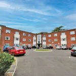 Rent 4 bedroom flat in South East England