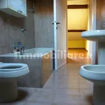 Rent 3 bedroom house of 150 m² in Novara