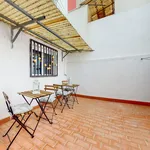 Rent 4 bedroom apartment in Valencia