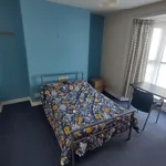 Rent 5 bedroom house in Swansea