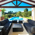 Rent 6 bedroom house of 1800 m² in Marbella