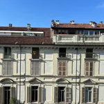 Affitto 4 camera appartamento di 177 m² in Turin