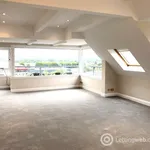 Rent 3 bedroom apartment in Edinburgh