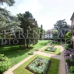 Rent 5 bedroom apartment of 490 m² in Padua