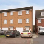 Rent 4 bedroom house in Yorkshire And The Humber