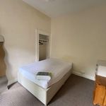 Rent 4 bedroom flat in Wales