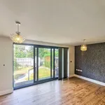 Rent 2 bedroom flat in Mid Sussex