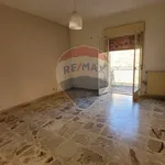 Affitto 7 camera appartamento di 95 m² in 56
 
 Favara