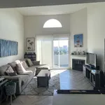 Rent 2 bedroom apartment in Sherman Oaks