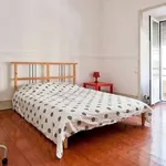 Rent a room in lisbon