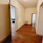 Appartement de 163 m² avec 4 chambre(s) en location à CARCASSONNE