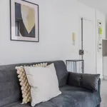 Appartement de 258 m² avec 1 chambre(s) en location à Paris