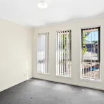 Rent 3 bedroom house in  Seaford Meadows