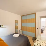 Rent a room of 100 m² in barcelona