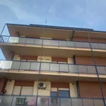 Affitto 3 camera appartamento di 90 m² in Terni