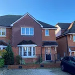 Rent 3 bedroom house in Surrey