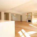 Rent 3 bedroom apartment of 175 m² in Paris 9 - Rue de la Victoire