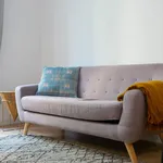 Rent 4 bedroom apartment of 70 m² in Barcelona