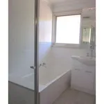 Rent 3 bedroom house in Burwood East