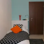 Rent a room in turin