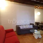 Affitto 3 camera appartamento di 85 m² in Siena