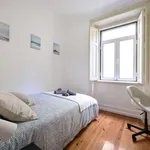 Rent a room in lisbon