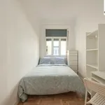 Rent 15 bedroom apartment in Lisbon