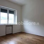 Rent 3 bedroom apartment of 90 m² in Como