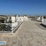 Rent 6 bedroom apartment of 282 m² in Rome