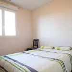 Maison de 97 m² avec 4 chambre(s) en location à Bessens