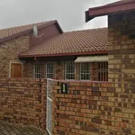 Rent 2 bedroom house in Roodepoort