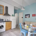 Rent 4 bedroom apartment of 55 m² in Barcelona