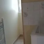 Appartement de 25 m² avec 2 chambre(s) en location à Saintes