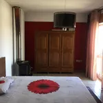 Rent 4 bedroom apartment in Porto