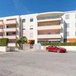 Rent 3 bedroom apartment of 92 m² in Portimão