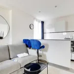 Appartement de 16 m² avec 3 chambre(s) en location à Paris 17