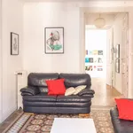 Rent a room of 220 m² in madrid