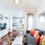 Rent 1 bedroom apartment of 484 m² in Seville