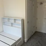 Rent 5 bedroom house in East Midlands