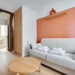 Rent 1 bedroom apartment of 20 m² in Paris