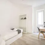 Rent a room in lisbon