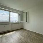 Miete 3 Schlafzimmer wohnung von 57 m² in Helbersdorf