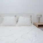 Rent a room in lisbon