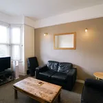 room in Caversham Road, Reading