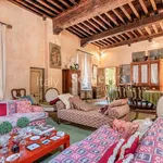 Rent 7 bedroom apartment of 160 m² in Lucca