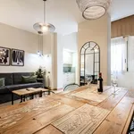 Rent 1 bedroom apartment of 25 m² in Barcelona