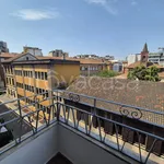 Rent 3 bedroom apartment of 86 m² in Milano